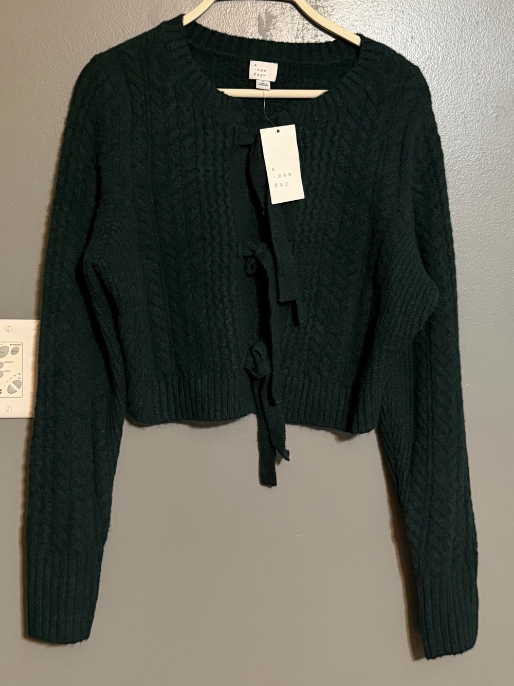 A New Day Dark Green Cable Knit Tie Front Cardigan Sweater Women's Size M NWT